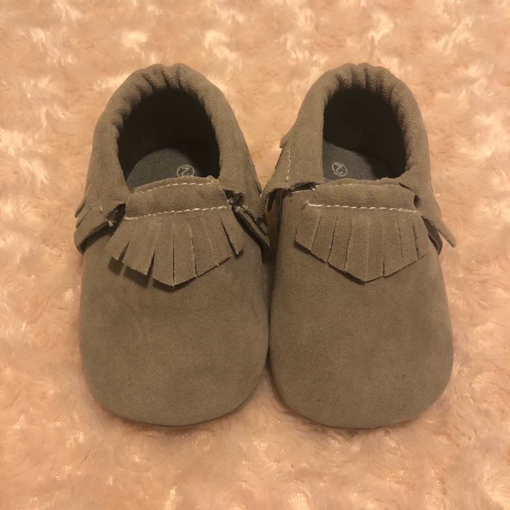 Baby Moccasins, gray, suede-like fabric